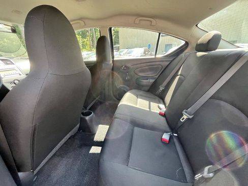 Used 2017 Nissan Versa S FWD image 22