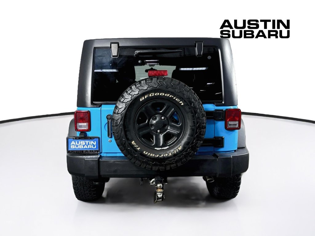 Used 2018 Jeep Wrangler Unlimited Sport w/ Connectivity Group AWD/4WD image 6