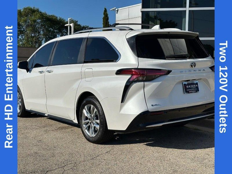 Used 2026 Toyota Sienna Limited FWD image 6