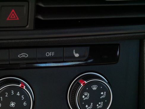 Certified 2024 Volkswagen Jetta Sport FWD image 27