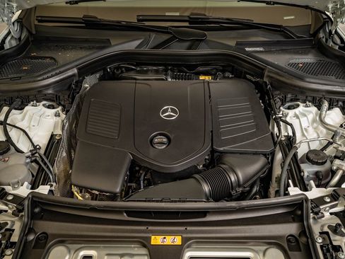 New 2026 Mercedes-Benz GLC 300 GLC 300 image 43