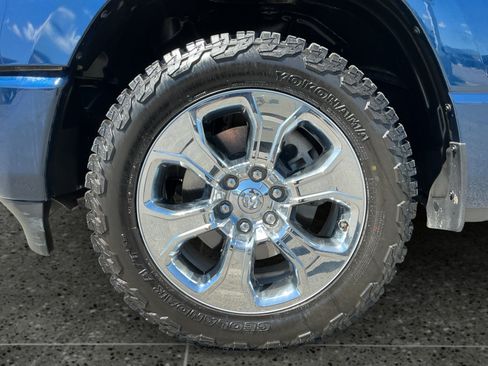 Used 2024 RAM 1500 Big Horn AWD/4WD image 14