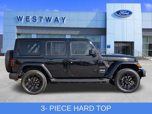 Used 2022 Jeep Wrangler Unlimited Sahara 4xe image 2
