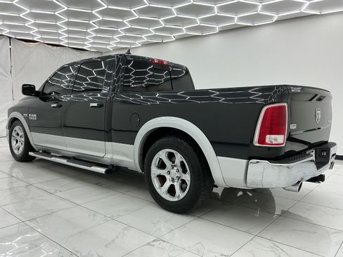 Used 2016 RAM 1500 Laramie w/ Convenience Group AWD/4WD image 14