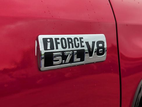 Used 2015 Toyota Tundra SR5 w/ TRD Off Road Package AWD/4WD image 49