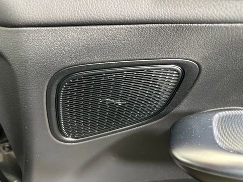 Used 2023 Mercedes-Benz GLC 300 4MATIC image 29