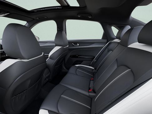 New 2026 Kia K5 GT-Line image 18