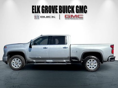 Used 2024 Chevrolet Silverado 3500 High Country w/ High Country Premium Package AWD/4WD image 7