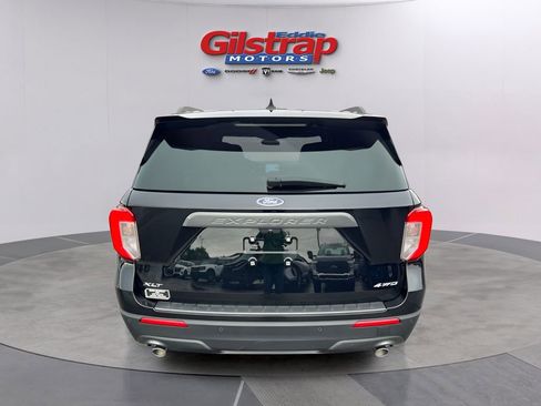 Used 2023 Ford Explorer XLT w/ Equipment Group 202A AWD/4WD image 4