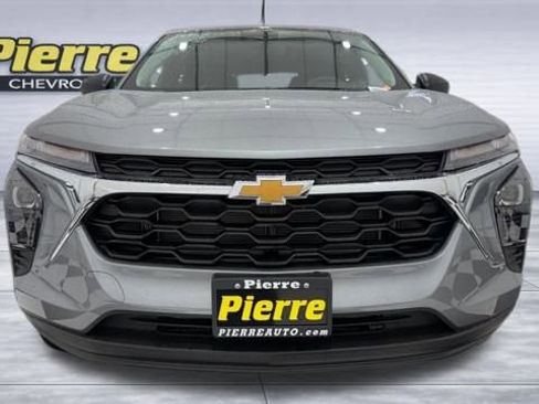 New 2026 Chevrolet Trax LS image 7