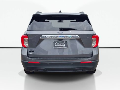 Used 2022 Ford Explorer XLT RWD image 10