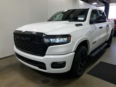 Used 2025 RAM 1500 Big Horn AWD/4WD image 6