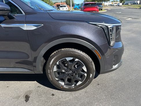 New 2026 Kia Sorento S image 13