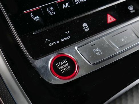 New 2026 Audi SQ8 Prestige image 22