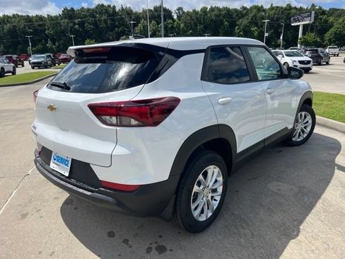 New 2026 Chevrolet TrailBlazer LS w/ LS Convenience Package FWD image 7