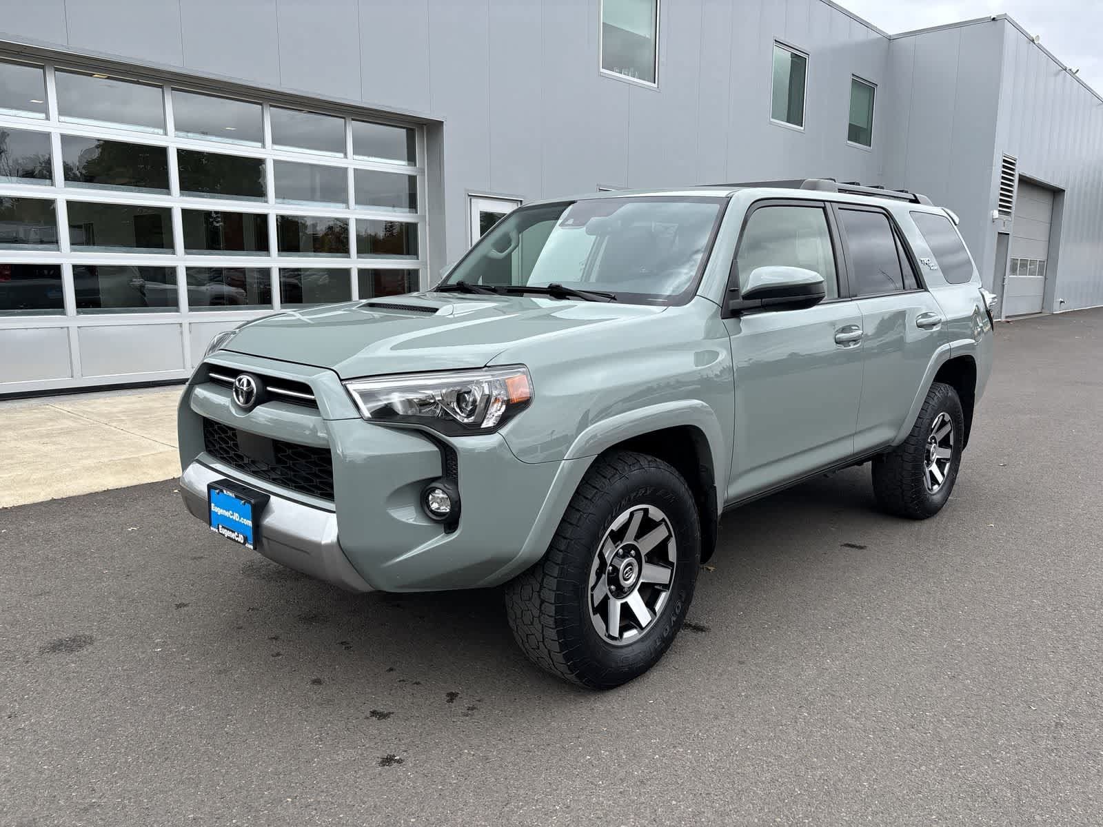 Used 2022 Toyota 4Runner TRD Off-Road AWD/4WD image 1