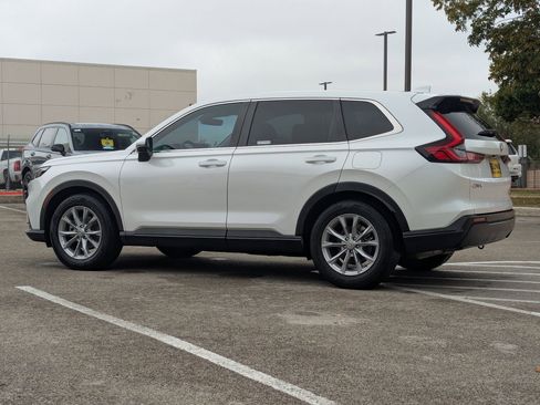 Used 2023 Honda CR-V EX-L image 6