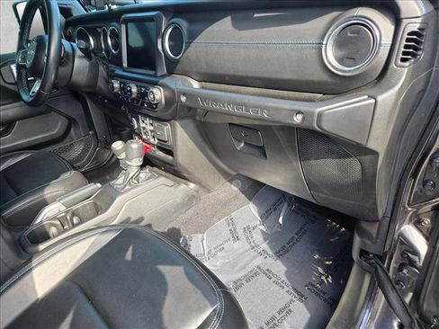 Used 2021 Jeep Wrangler Unlimited Rubicon 4xe image 21