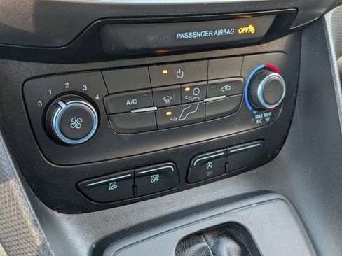 Used 2023 Ford Transit Connect XL image 18