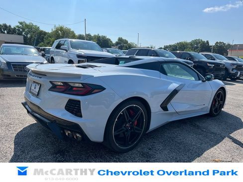 Used 2022 Chevrolet Corvette Stingray Convertible RWD image 3