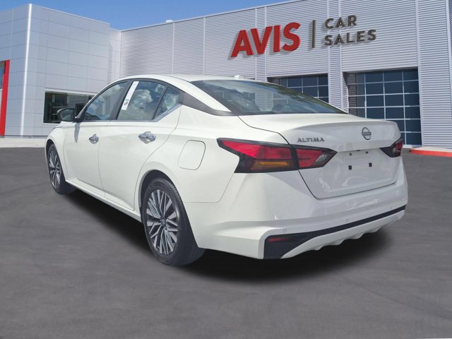 Used 2025 Nissan Altima 2.5 SV FWD image 7