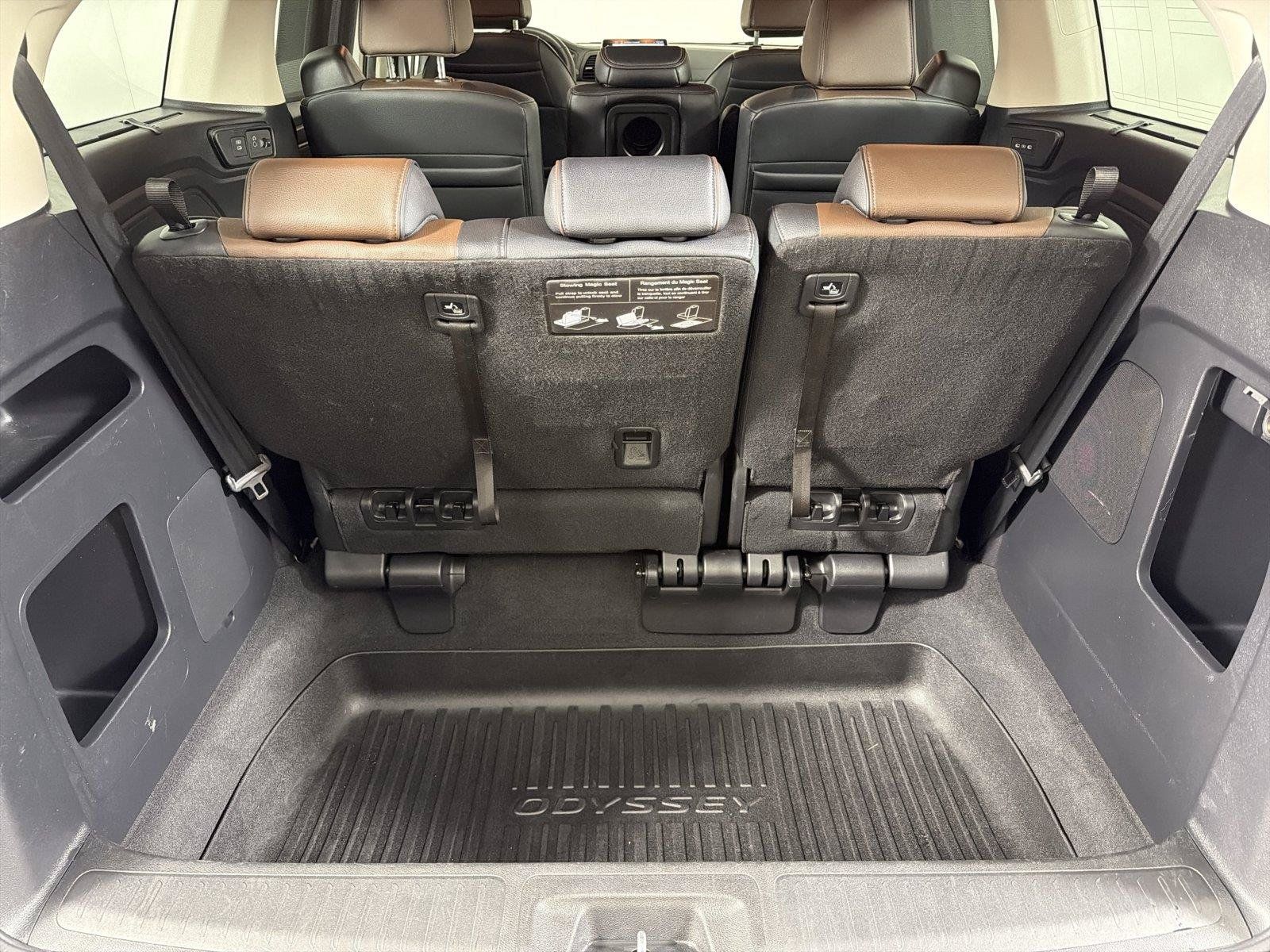 Used 2025 Honda Odyssey Elite image 21