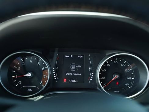 Used 2020 Jeep Compass Latitude w/ Cold Weather Group AWD/4WD image 30