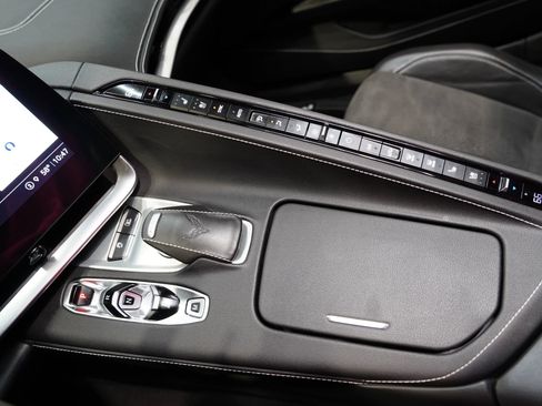 Used 2021 Chevrolet Corvette Stingray Preferred Cpe w/ 2LT image 67