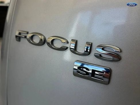 Used 2007 Ford Focus S FWD image 32