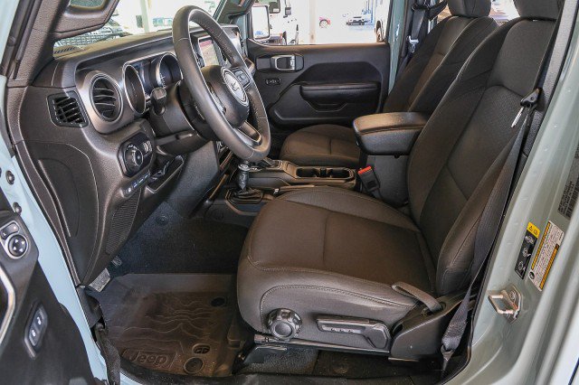 Used 2023 Jeep Wrangler Unlimited w/ 8.4" Radio Group AWD/4WD image 9