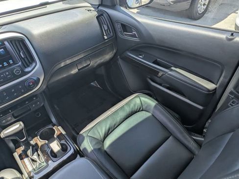 Used 2018 GMC Canyon SLT w/ Driver Alert Package image 14