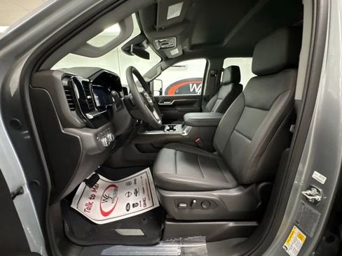 New 2026 GMC Sierra 2500 SLT w/ SLT Premium Package image 18