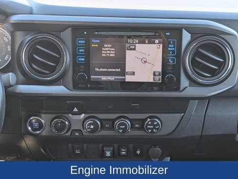 Used 2019 Toyota Tacoma TRD Sport image 19