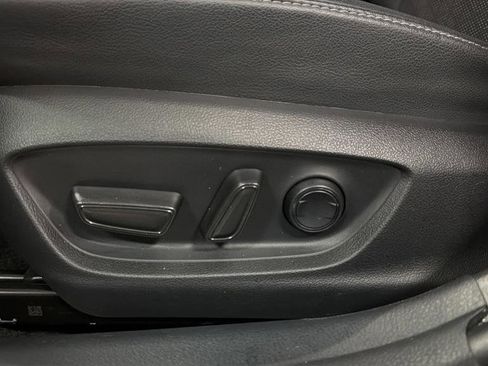 Used 2021 Toyota Camry XSE image 15