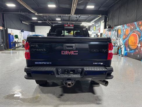 Used 2016 GMC Sierra 2500 Denali w/ Duramax Plus Package AWD/4WD image 4