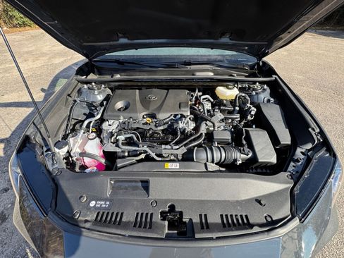 Used 2025 Toyota Camry LE image 27