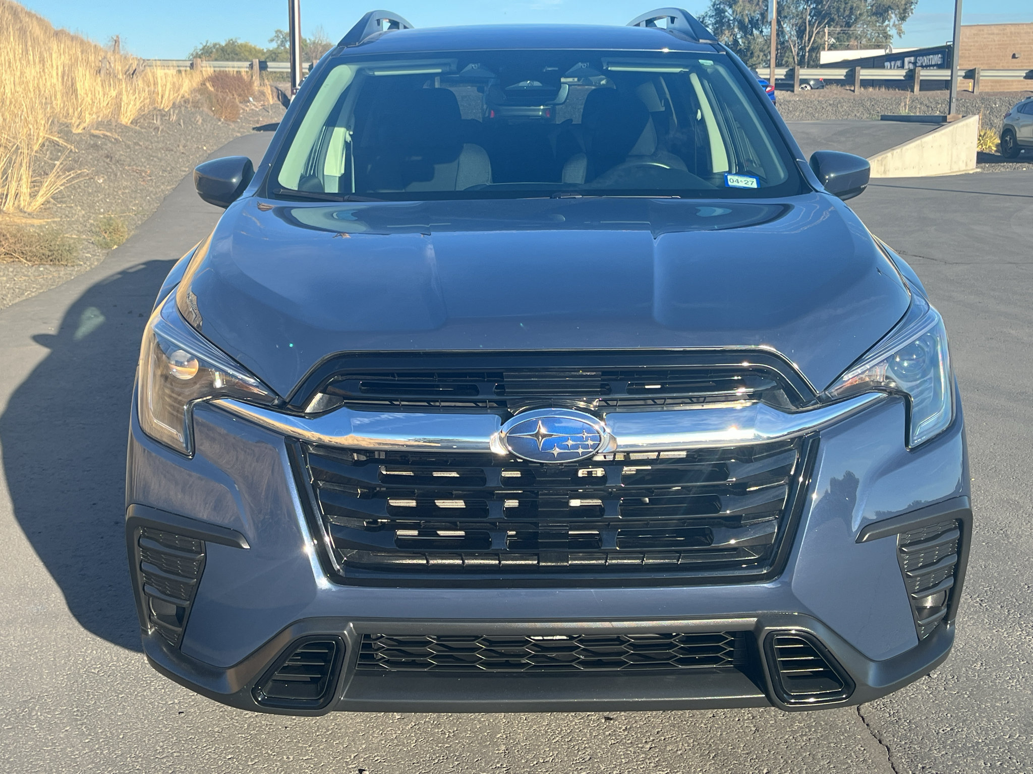 Used 2025 Subaru Ascent Premium AWD/4WD image 2