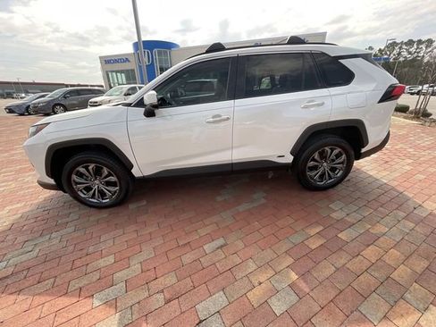 Used 2022 Toyota RAV4 Limited image 30