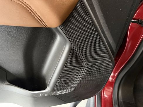 Used 2023 GMC Canyon AT4 w/ AT4 Premium Package image 10