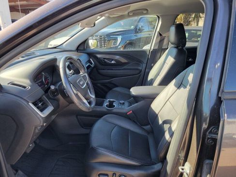 Used 2019 GMC Terrain SLT w/ Preferred Package image 9