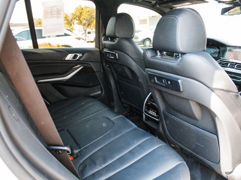 Used 2019 BMW X5 xDrive40i w/ Premium Package 2 AWD/4WD image 30