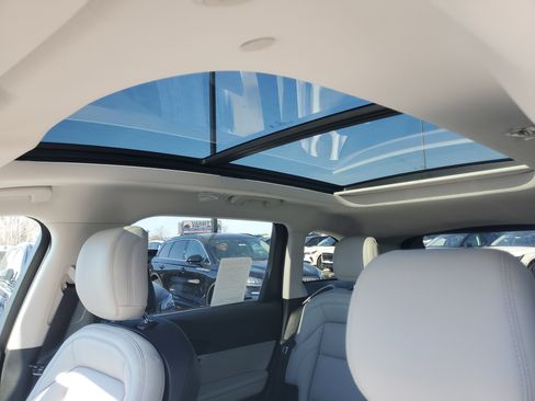 New 2026 Lincoln Nautilus Premier w/ Equipment Group 102A image 10