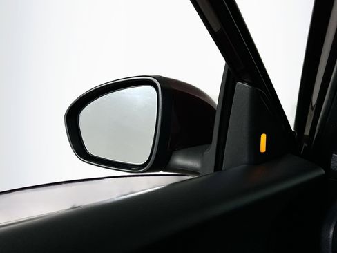 Used 2024 Nissan Sentra SV image 16