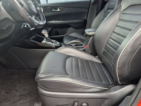 Used 2022 Kia Forte GT-Line w/ GT-Line Premium Package FWD image 15