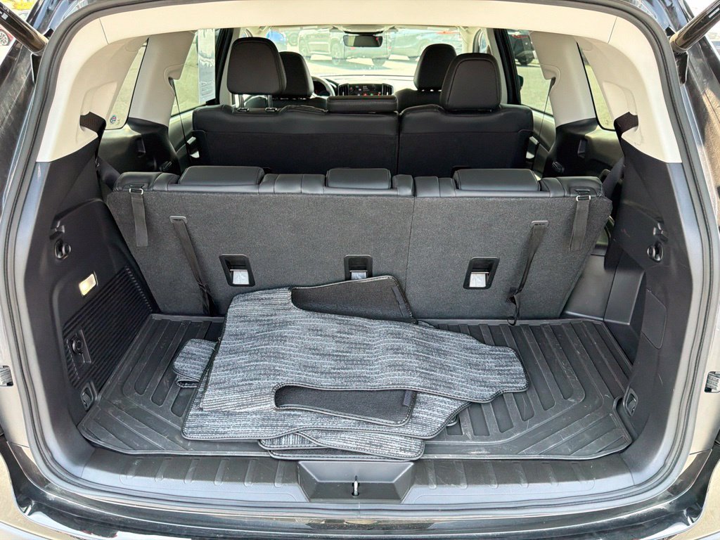 Certified 2026 Subaru Ascent Premium AWD/4WD image 17