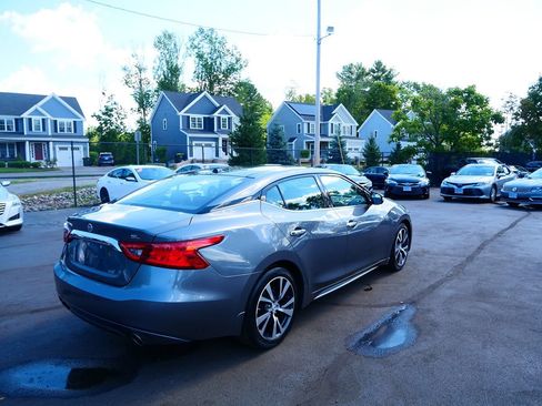 Used 2017 Nissan Maxima 3.5 SL FWD image 5