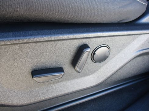 Used 2023 Ford F150 XLT w/ Equipment Group 302A High image 43