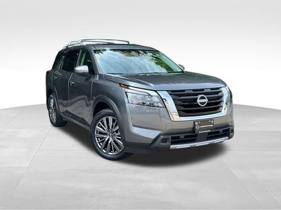 Certified 2025 Nissan Pathfinder SL w/ SL Premium Package