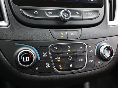 Used 2025 Chevrolet Malibu LT FWD image 20
