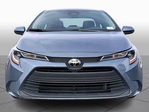 Used 2024 Toyota Corolla LE image 4